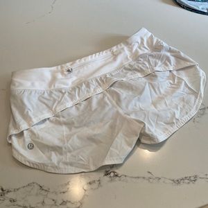 Lululemon short shorts in white
